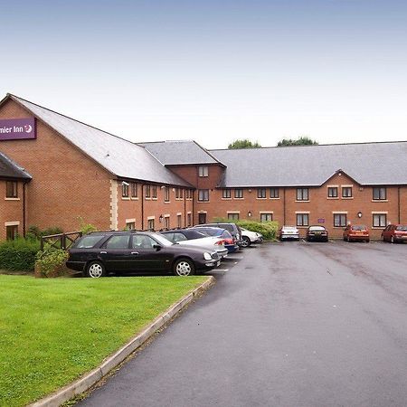 Premier Inn Chorley North Екстериор снимка
