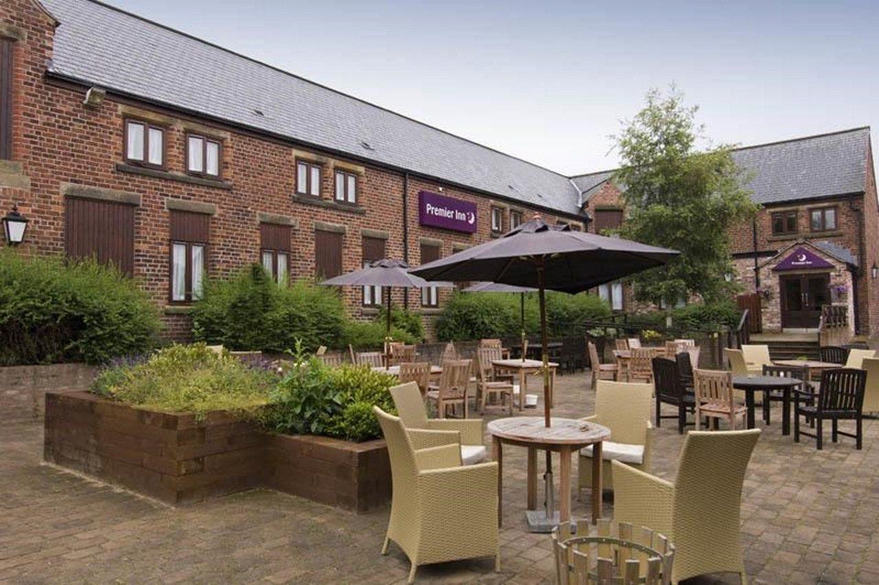 Premier Inn Chorley North Екстериор снимка